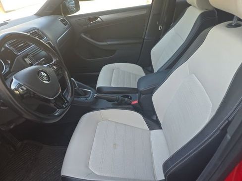 Used 2016 Volkswagen Jetta Sport w/ Lighting Package image 7