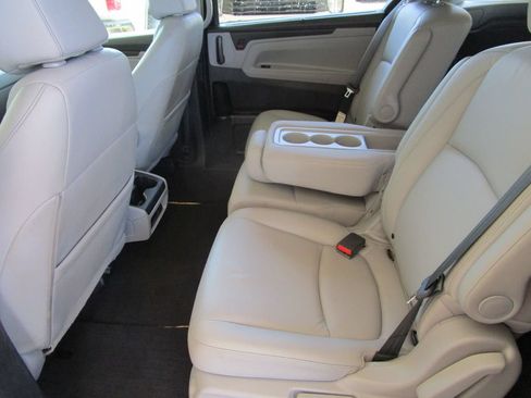 Used 2022 Honda Odyssey EX-L image 18