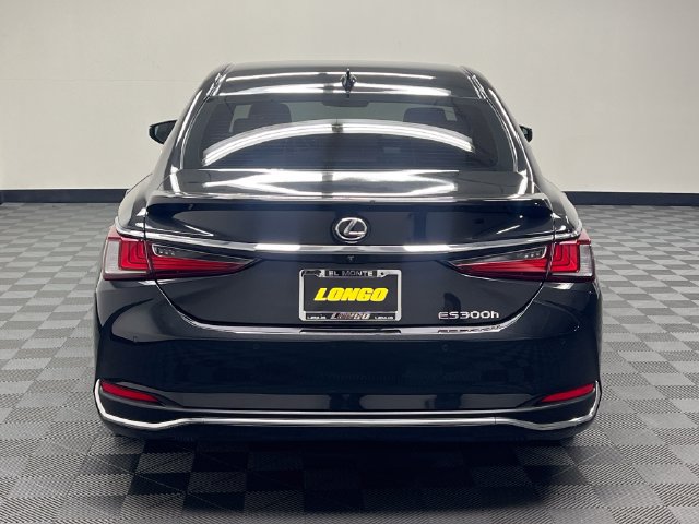 Used 2024 Lexus ES 300h w/ Premium Package FWD image 6