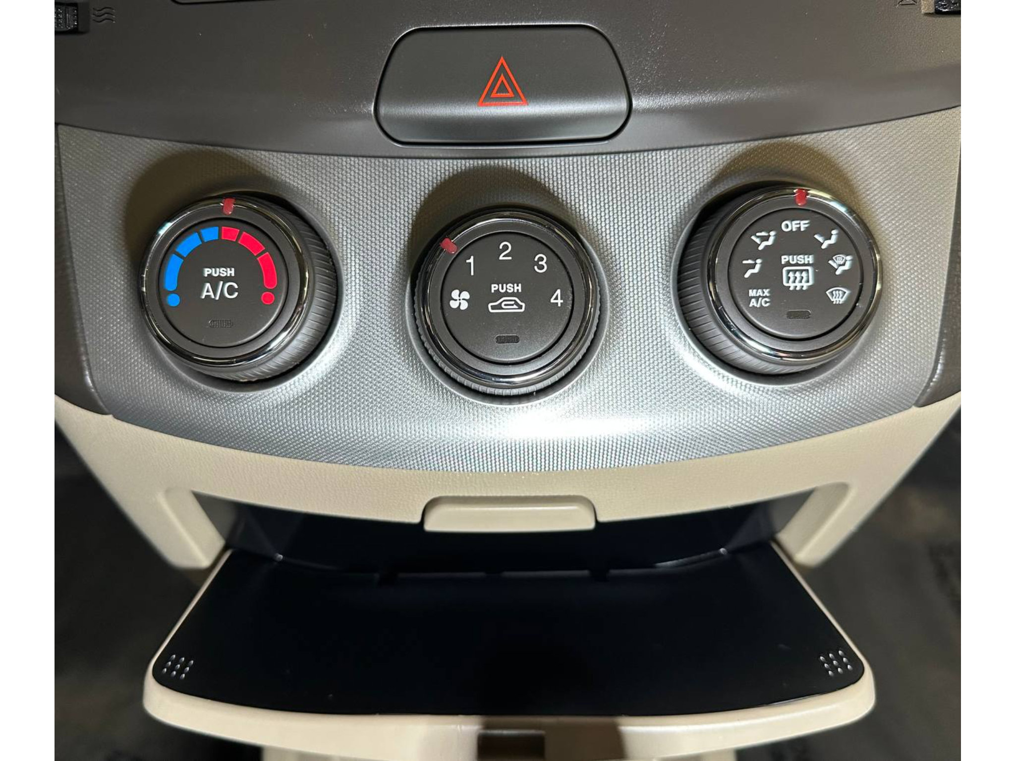 Used 2008 Hyundai Elantra SE FWD image 21