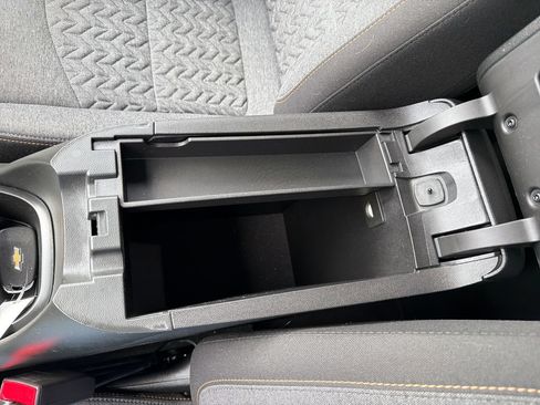 Used 2022 Chevrolet Equinox LT FWD image 21