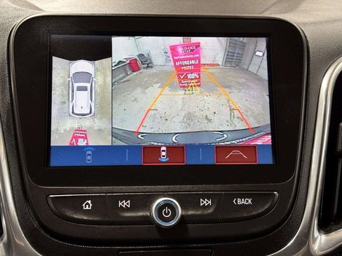 Used 2018 Chevrolet Equinox Premier AWD/4WD image 29