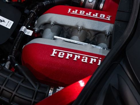 Certified 2025 Ferrari Purosangue AWD/4WD image 18