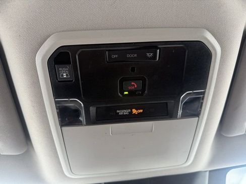 Used 2022 Toyota Tundra SR5 image 31