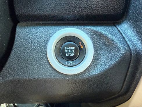 Used 2018 RAM 2500 Laramie w/ Convenience Group image 36