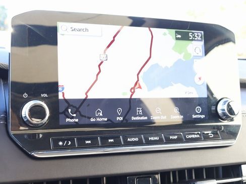 Used 2024 Mitsubishi Outlander 4WD Plug-In Hybrid image 26