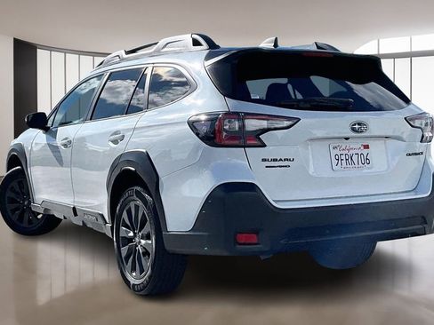 Used 2023 Subaru Outback Onyx Edition image 4