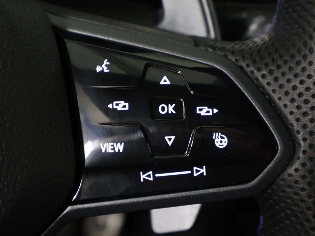 Used 2022 Volkswagen Golf R AWD/4WD image 50