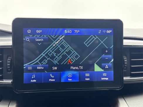 Used 2022 Ford Explorer XLT w/ Equipment Group 202A image 24