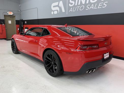 Used 2015 Chevrolet Camaro ZL1 RWD image 19