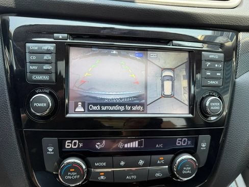 Used 2015 Nissan Rogue SL w/ SL Premium Package AWD/4WD image 29