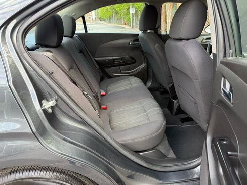 Used 2020 Chevrolet Sonic LT FWD image 29
