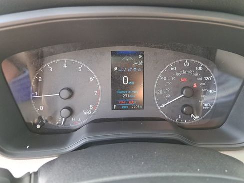 Certified 2024 Toyota Corolla Cross LE image 21