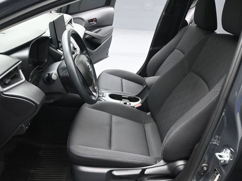 Used 2024 Toyota Corolla LE image 10