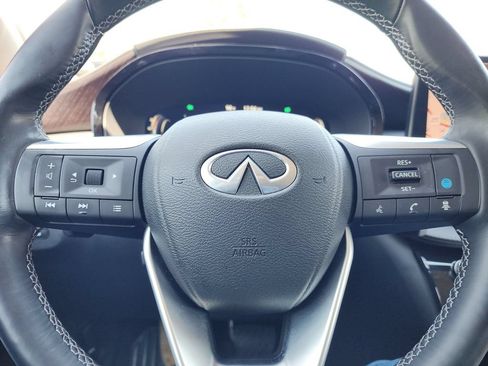 Used 2023 INFINITI QX60 Sensory w/ Vision Package FWD image 14