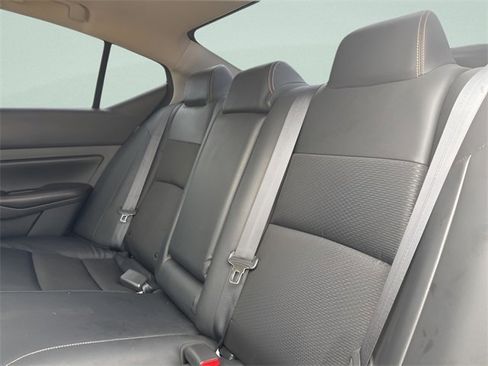 Used 2021 Nissan Altima 2.0 SR image 26