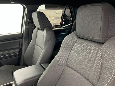 New 2026 Toyota 4Runner SR5 image 16