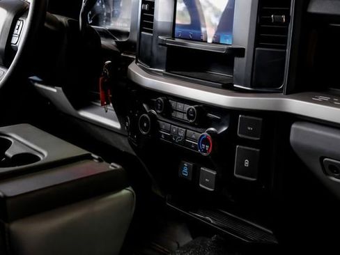 Used 2024 Ford F250 XL w/ XL Chrome Package AWD/4WD image 20