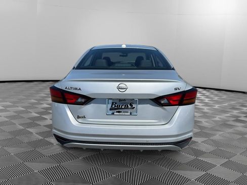 Used 2024 Nissan Altima 2.5 SV image 6