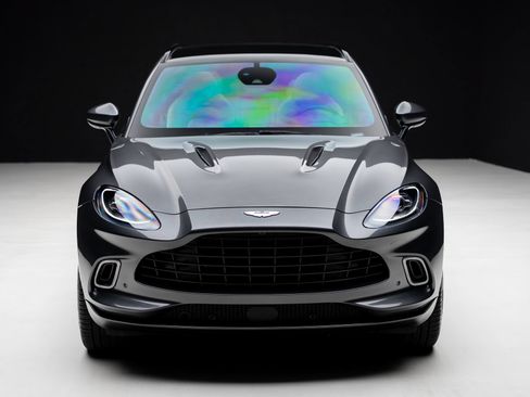 Used 2023 Aston Martin DBX AWD/4WD image 6