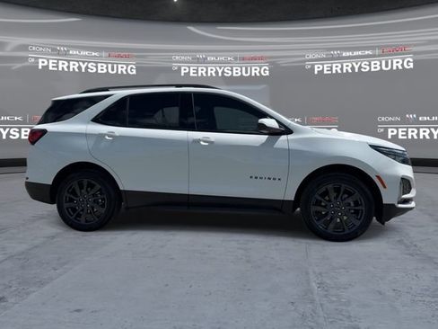 Used 2022 Chevrolet Equinox RS AWD/4WD image 9
