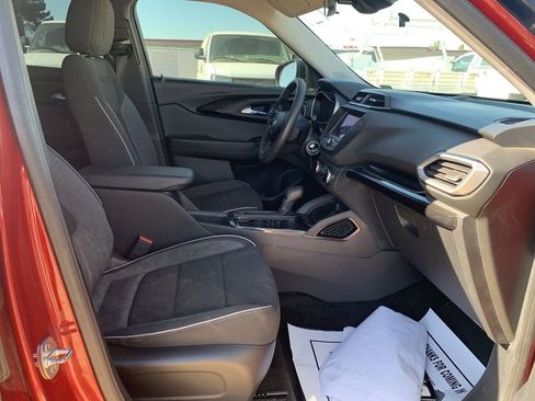 Used 2021 Chevrolet TrailBlazer LS FWD image 27