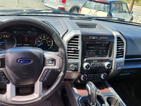 Used 2015 Ford F150 Platinum w/ Trailer Tow Package AWD/4WD image 12