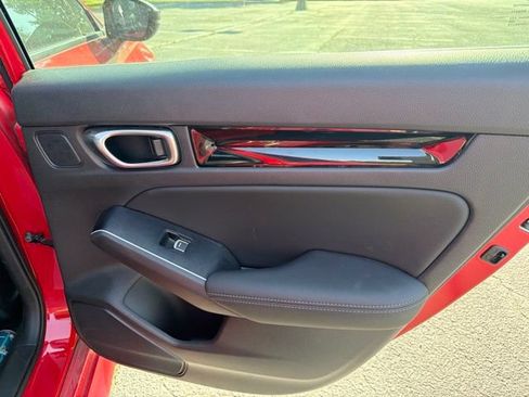 Used 2025 Honda Civic Sport image 20
