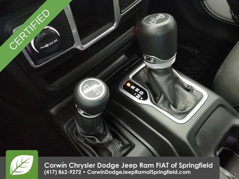 Used 2018 Jeep Wrangler Unlimited Sport AWD/4WD image 28