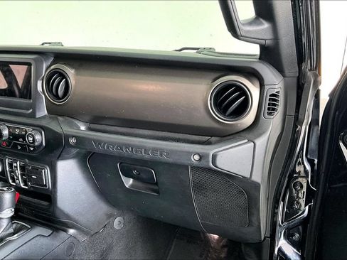 Used 2020 Jeep Wrangler Unlimited Sport S AWD/4WD image 21