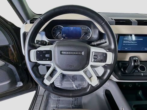 Certified 2023 Land Rover Defender 110 SE AWD/4WD image 11