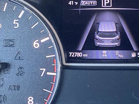 Used 2019 Nissan Pathfinder S image 4