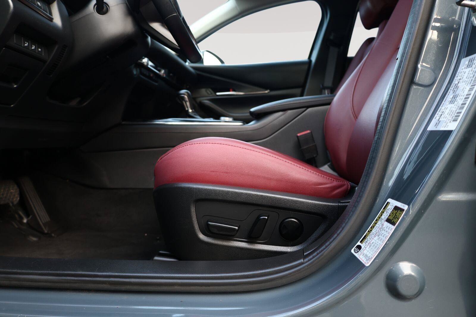 Used 2023 MAZDA CX-30 AWD 2.5 S w/ Preferred Package image 14