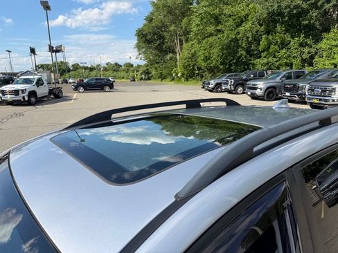 Used 2017 Subaru Forester 2.5i Limited AWD/4WD image 7