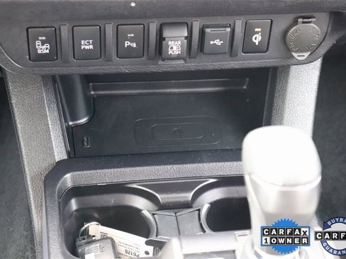 Used 2023 Toyota Tacoma TRD Off-Road w/ Technology Package image 21