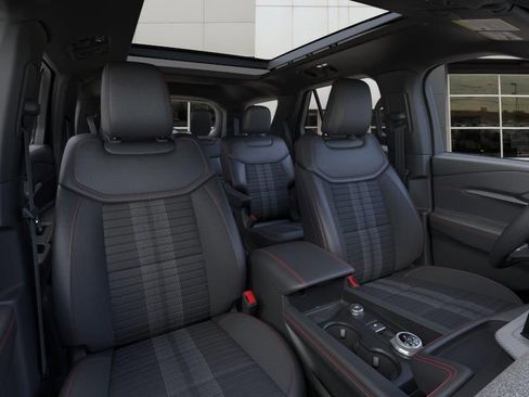 New 2026 Ford Explorer ST-Line image 14