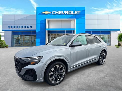 Used 2025 Audi Q8 Premium image 1