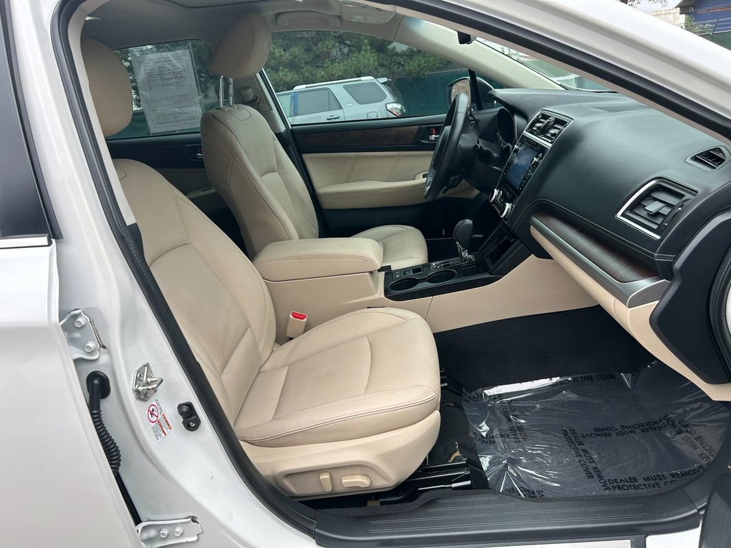 Used 2019 Subaru Outback 2.5i Limited AWD/4WD image 18