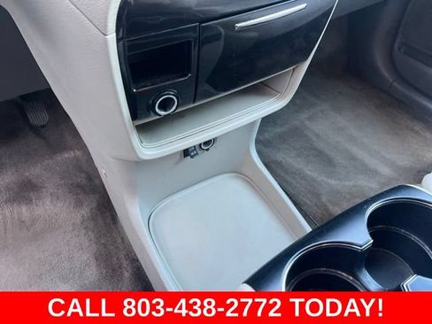 Used 2014 Toyota Sienna LE FWD image 24