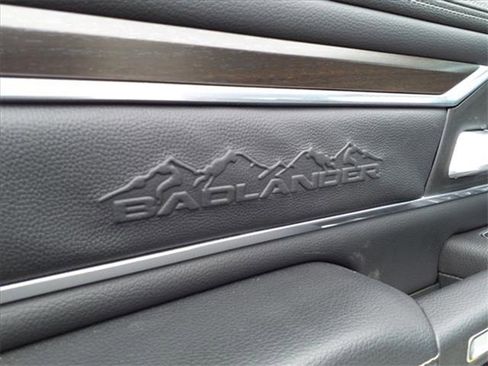 New 2022 RAM 1500 Laramie image 20