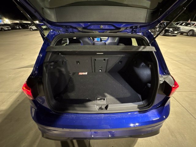 Used 2022 Volkswagen Golf R AWD/4WD image 21