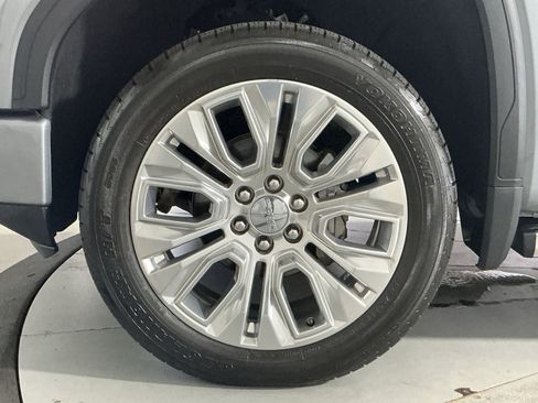 Used 2020 GMC Sierra 1500 Denali w/ Denali Ultimate Package AWD/4WD image 13