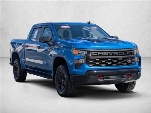 Used 2022 Chevrolet Silverado 1500 Custom Trail Boss AWD/4WD image 3
