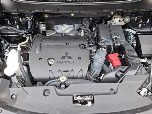 Used 2025 Mitsubishi Outlander Sport AWD image 28