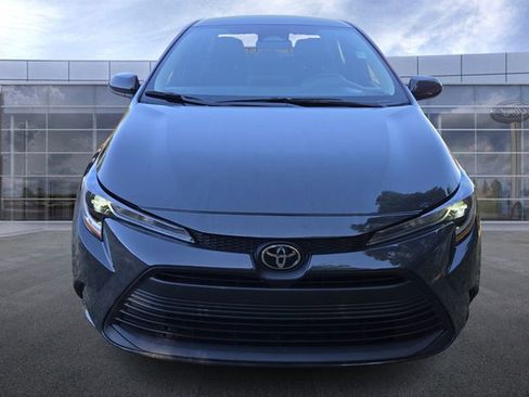 Used 2024 Toyota Corolla LE FWD image 3