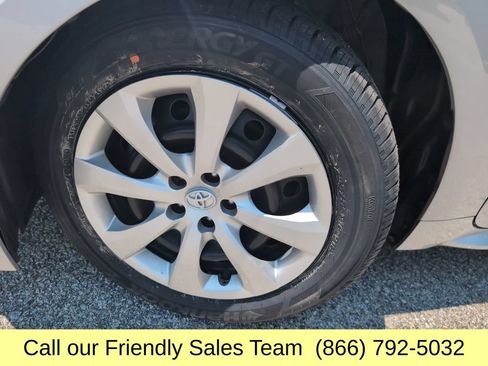 Used 2023 Toyota Corolla LE FWD image 26