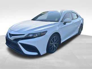 Used 2023 Toyota Camry SE w/ Cold Weather Package FWD 360° Tour