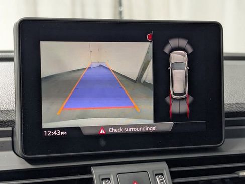 Used 2020 Audi Q5 2.0T Premium w/ Titanium Sport Package image 15