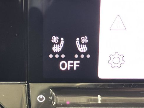 Used 2025 Volkswagen Atlas SEL Premium R-Line image 34