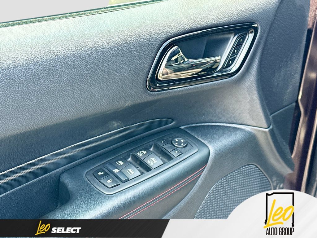 Used 2025 Dodge Durango GT AWD/4WD image 21